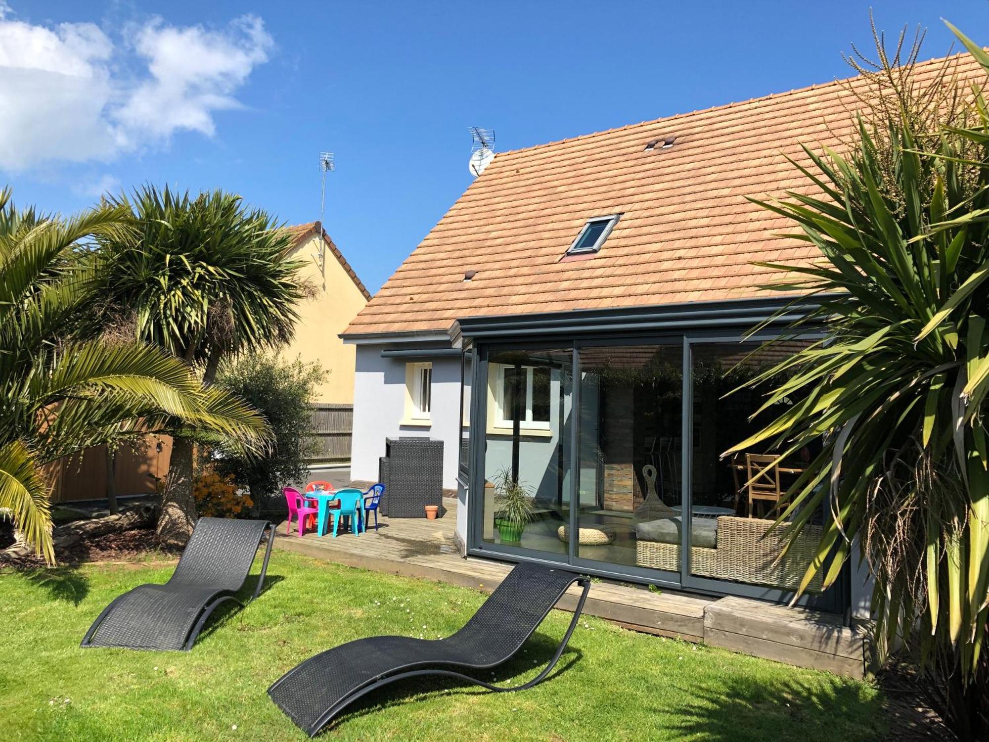 Les Palmiers Gite 7 Personnes Plages Du Debarquement Grandcamp-Maisy Exterior photo